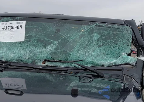 2013 Jeep Wrangler Unlimited Sahara из США, поврежденный, VIN 1C4BJWEG5DL538986